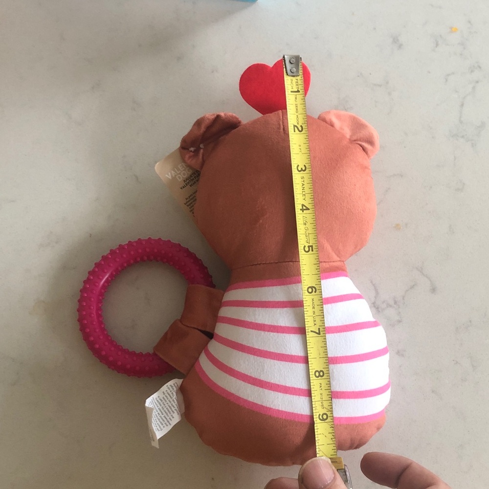 Heart to tail Valentines Dog toy with Chew Ring - Picture 4 of 5